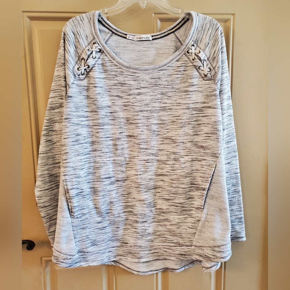Maurice Lightweight Sweatshirt With Hidden Front Pockets Size 2